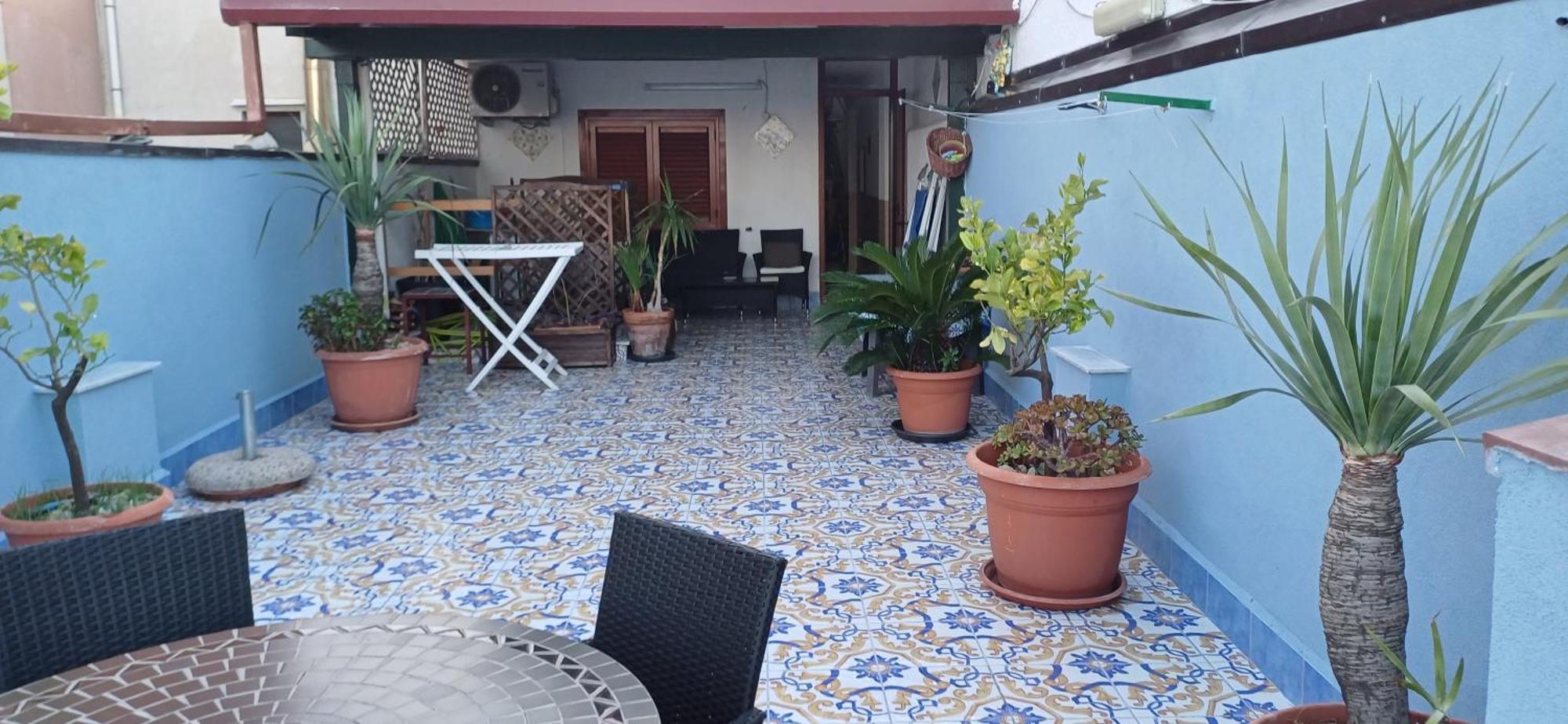 Apartments Mikros Giardini Naxos Oda fotoğraf